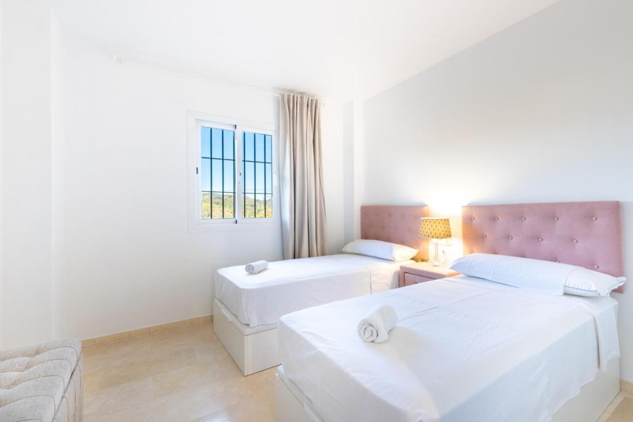 Los Lagos Golf Ii Charming 3 Bedroom In Apartment Marbella